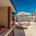 3 Bedroom In Nyaraló Plovanija