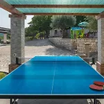 3 Bedroom In Nyaraló Plovanija