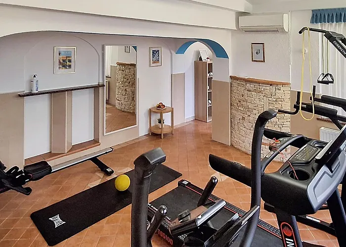3 Bedroom In Plovanija Casa vacanze