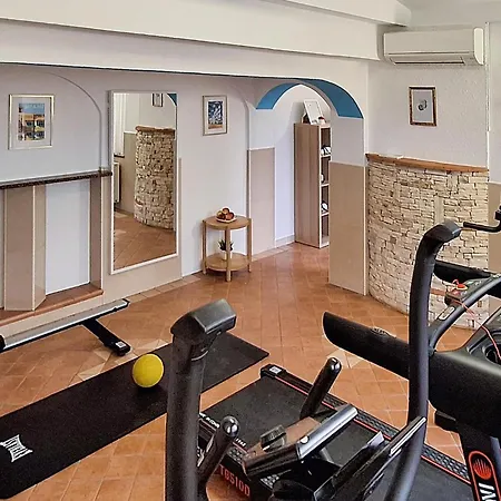 Awesome In With Wifi Holiday home