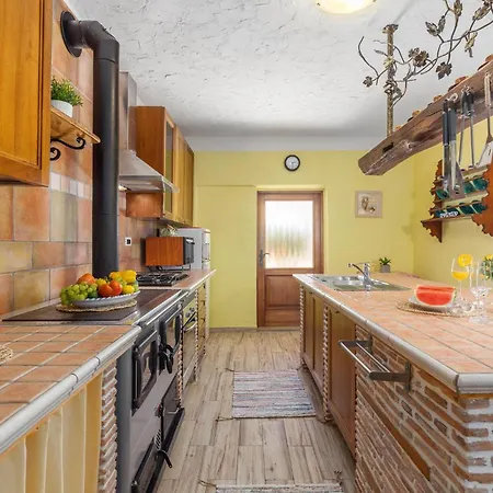 Holiday home Awesome In With Wifi *