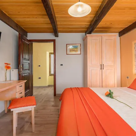 Holiday home Awesome In With Wifi
